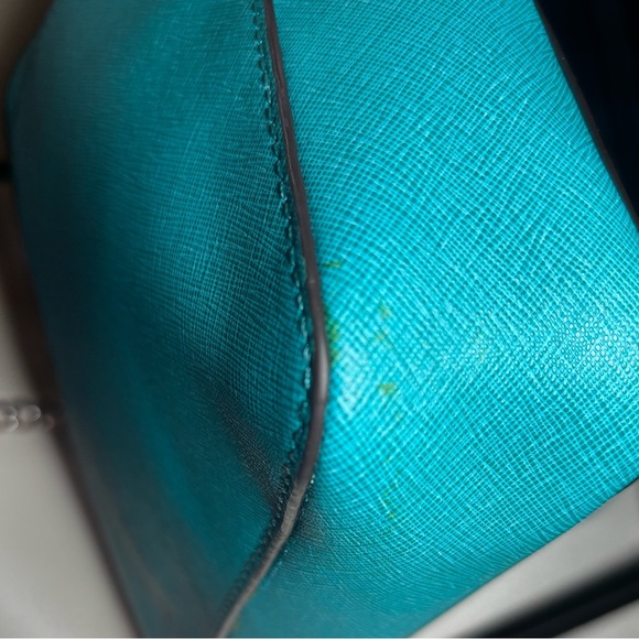 Turquoise Michael Kors crossbody - Picture 3 of 6